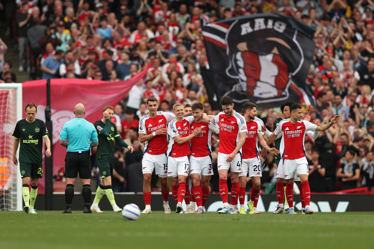 历史首位，前武汉女足外援特姆瓦连续两年获得美女职最佳球员（前武汉女足外援特姆瓦成历史首人，连续两年当选美女职年度最佳球员）