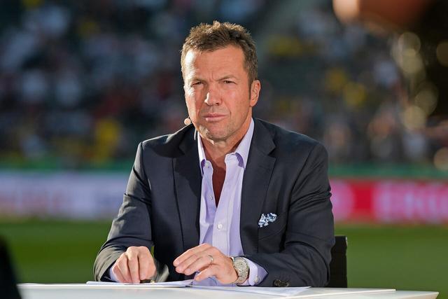 记者：今年是浙江队的过渡赛季，明年球队将重新组建（记者：浙江队本季处于过渡期，明年计划重组）