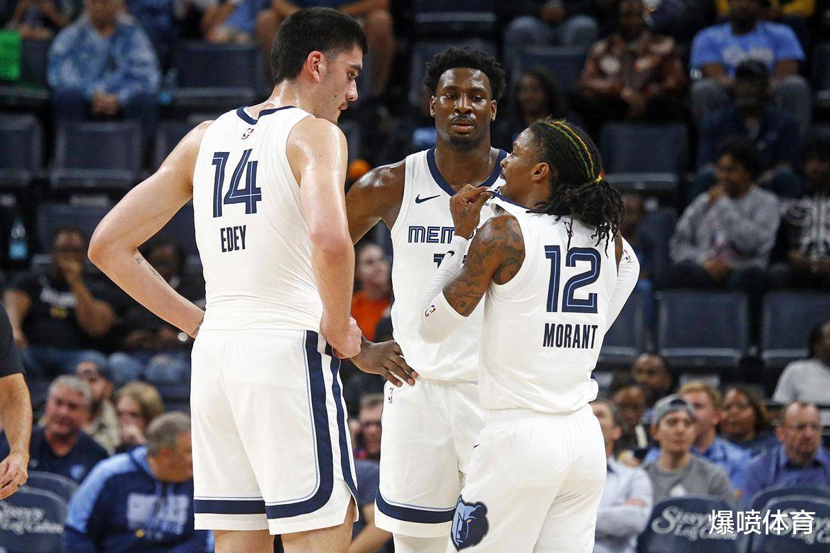 Shams：文班亚马预计将在马刺与雷霆的NBA杯半决赛复出（Shams：文班亚马有望在NBA杯半决赛马刺对雷霆一战中复出）