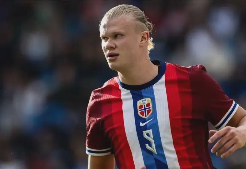 热议U22国足：熊猫杯有亮点但本身弱，教练战术实用却也难（U22国足引热议：熊猫杯有亮点却实力不足，教练战术务实仍难奏效）