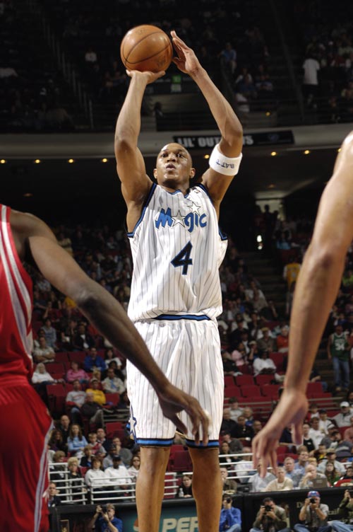 0-1国王杯大冷门：西甲劲旅遭低级别西协乙球队淘汰，无缘第三轮（国王杯0-1爆冷：西甲强队不敌西协乙球队，止步第二轮）