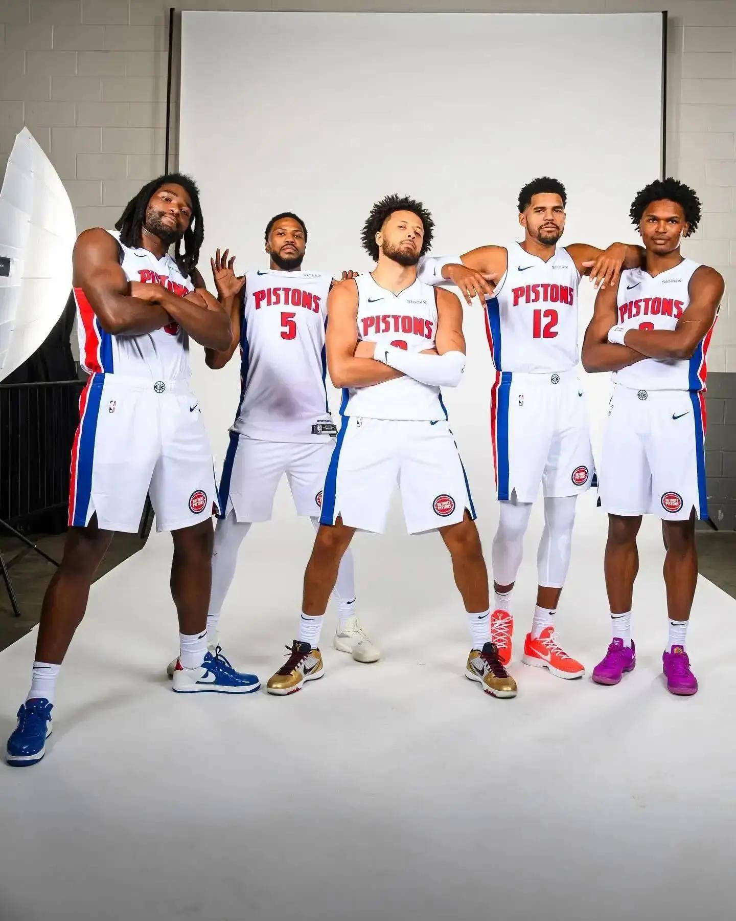 TA评红军战胜皇马：布拉德利表现出色；皇马需加强定位球防守（TA点评利物浦力克皇马：布拉德利高光，皇马定位球防守待加强）