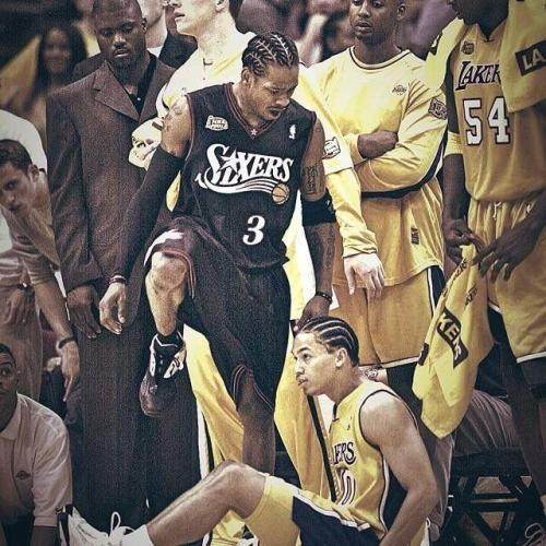 记者：申花今天下午飞赴天津，于汉超、戴伟浚等人随队出征（记者：申花今日下午启程赴津，于汉超、戴伟浚等随队出征）