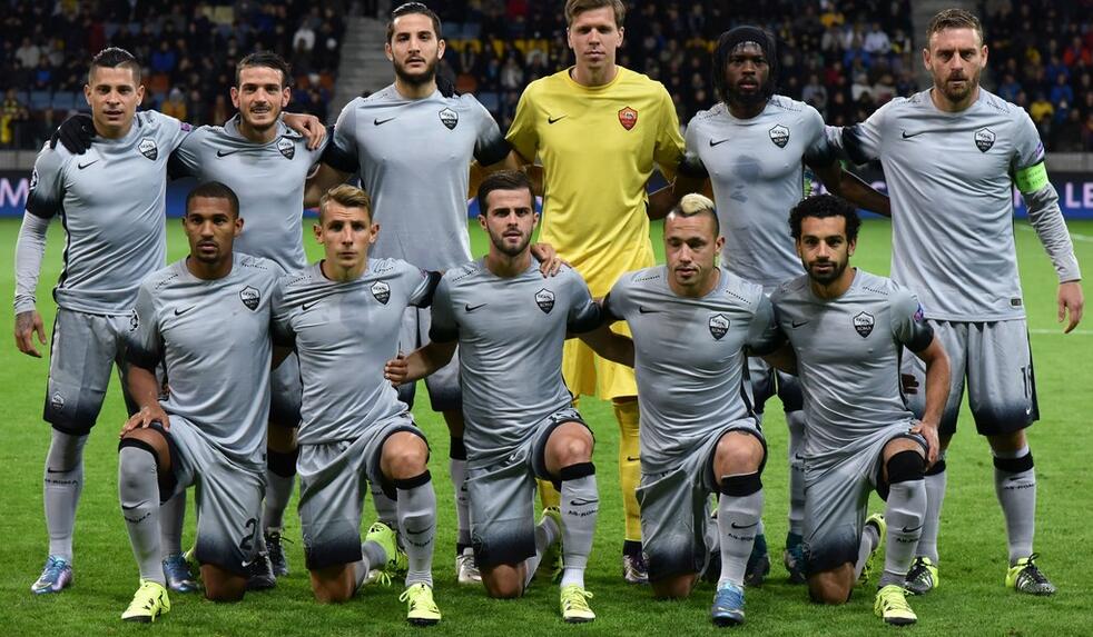 法媒：巴黎与于帕的经纪人关系密切，若他不续约会尝试免签（法媒：巴黎与于帕经纪团队关系良好，若续约搁浅将寻求自由身引进）