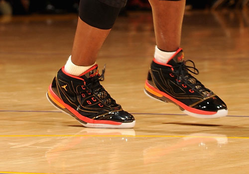 半场战报：霍芬海姆3-0奥格斯堡，布格尔1射1传，巴祖马纳-杜尔破门（半场：霍芬海姆3-0领先奥格斯堡，布格尔传射建功，巴祖马纳-杜尔破门）