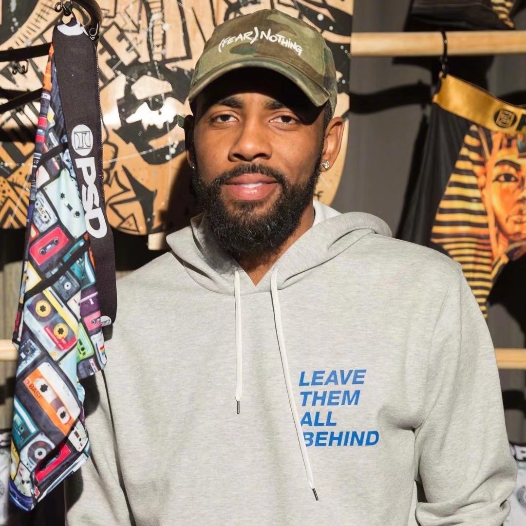 欧冠梅开二度后染红，迪亚斯是继格列兹曼之后第二人（欧冠先梅开二度又染红，迪亚斯成继格列兹曼后第二人）