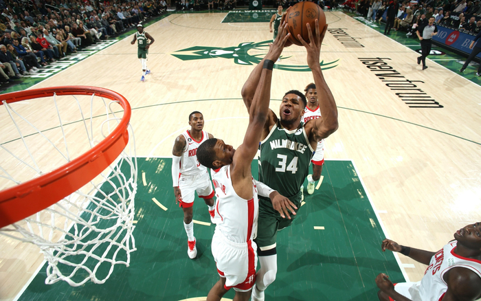 议起复盘｜抢爆湖人！火箭年终大战取胜的核心原因是什么？（赛后复盘｜火箭年终大战大胜湖人，制胜关键是什么？）