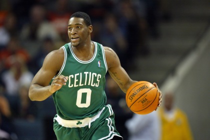 掘金成NBA历史第三支单赛季有三名不同球员得到50+的球队（掘金成NBA史上第三队：单季三名不同球员砍下50+）